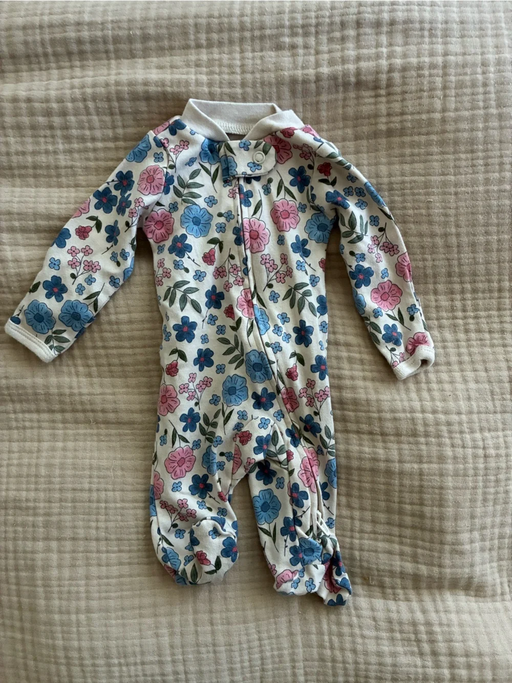 Carter’s Premie Girls bundle of 10
